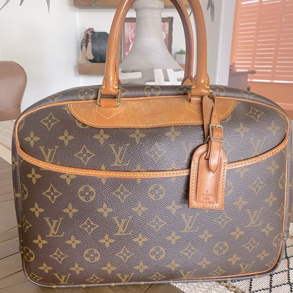 Louis Vuitton Deauville in great condition. Similar to Alma. - Picture 3 of 16